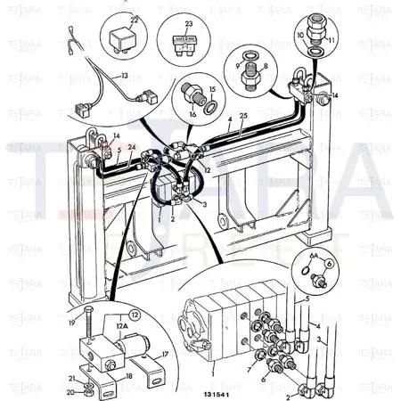 JCB Part No.# 611/02500, JCB-HOSE 1/4"BSP X 690MM A=STRT - B=STRT - JCB Spare Parts